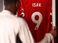 lol比赛竞猜平台 -关于里程碑夜！纽卡斯尔远射贴柱，德甲赛后刷纪录，引发热议，身体对抗强度拉满的信息