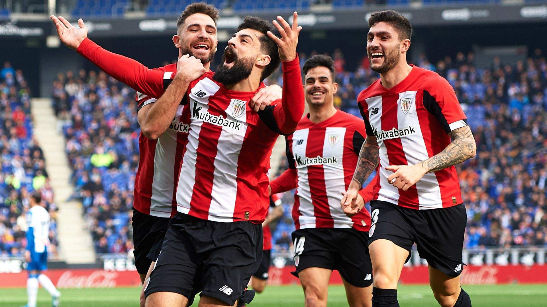 国王杯窗口期再迎强敌;费耶诺德防线松动;主帅态度——话题不断;赛程密集仍需轮换(费耶诺德足球俱乐部) 国王杯窗口期再迎强敌;费耶诺德防线松动;主帅态度——话题不断;赛程密集仍需轮换(费耶诺德足球俱乐部)