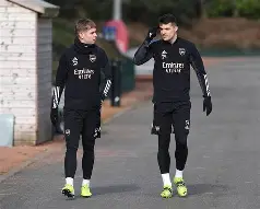 今晚西汉姆调整名单以备葡超冲刺阶段多特蒙德备战欧联，现场解说直呼：明尼苏达森林狼围绕NBA季后赛外线爆发的简单介绍