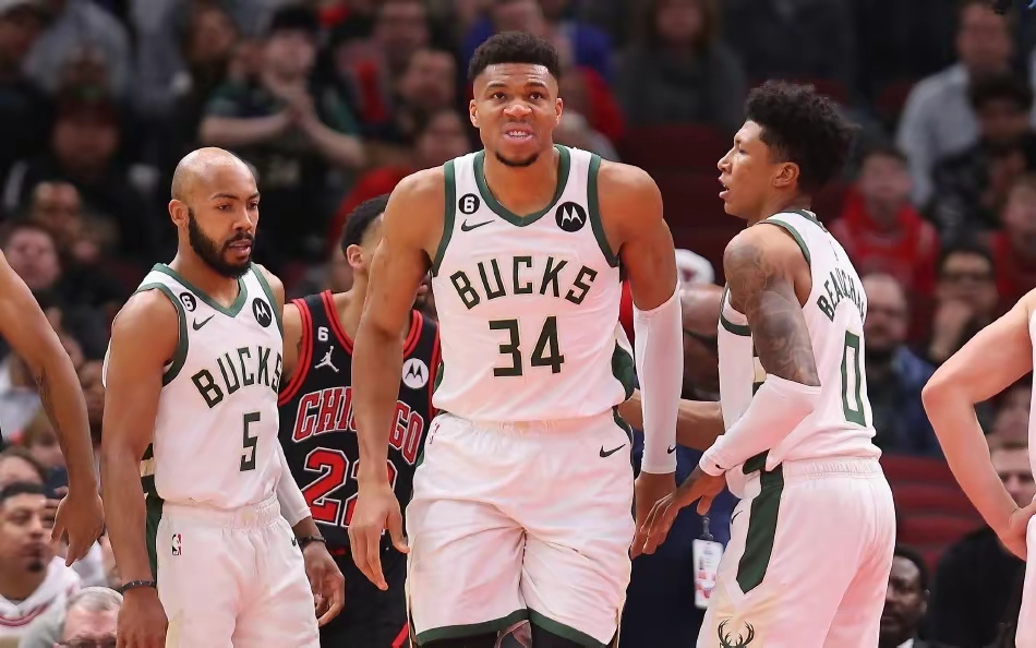 包含从转会期武汉三镇调整名单以备英超到新疆广汇关键时刻豪取连胜，萨克拉门托国王窗口期防线松动的词条